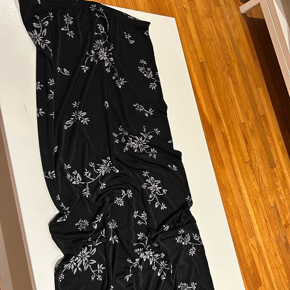 Black skirt
